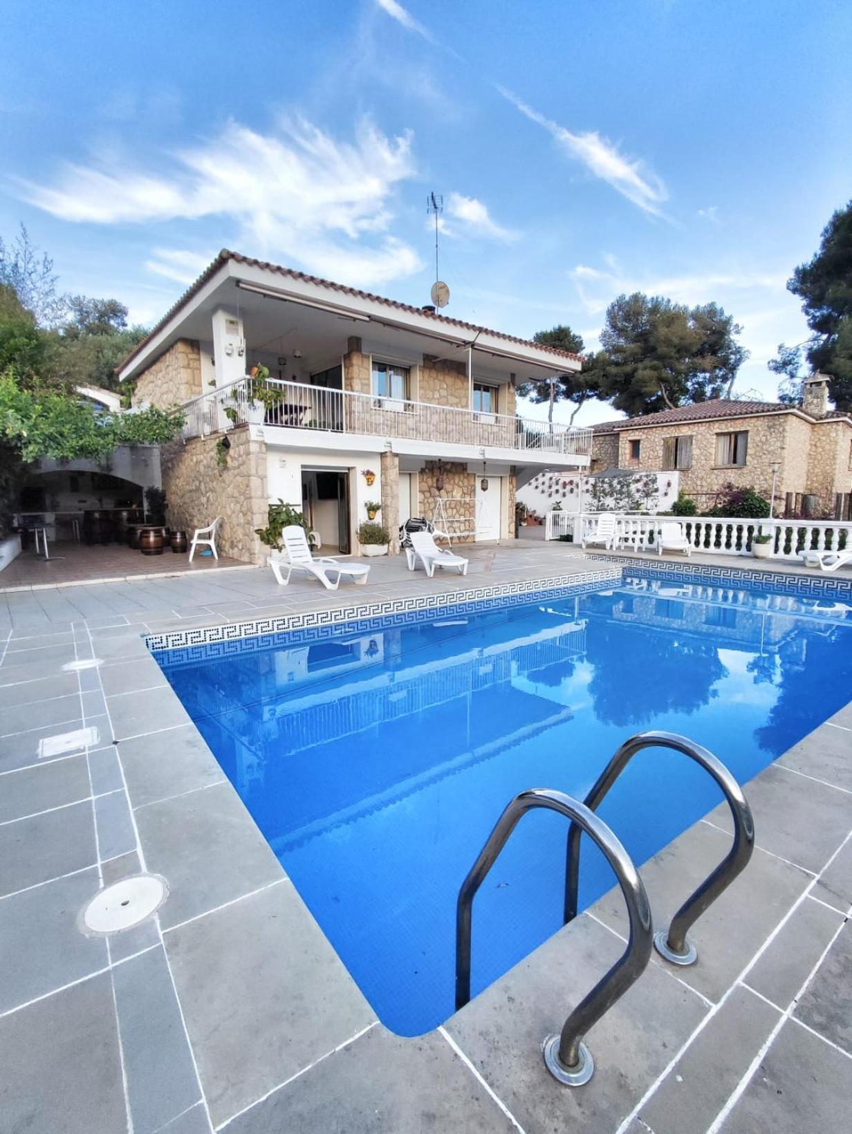 La Casa Dels Boscos Villa Tarragona Exterior photo
